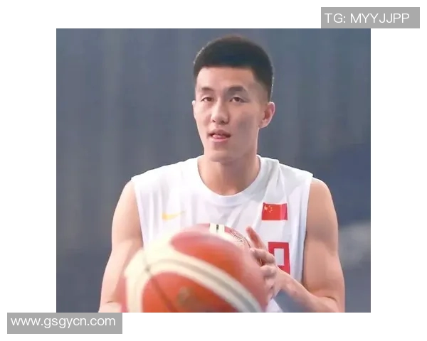 郭艾伦成功拆线恢复训练期待重返赛场展现风采 郭艾伦成功拆线恢复训练期待重返赛场展现风采