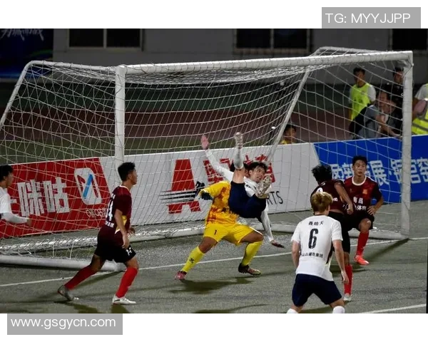 足球第一人：他如何改变了世界对这项运动的看法与热爱